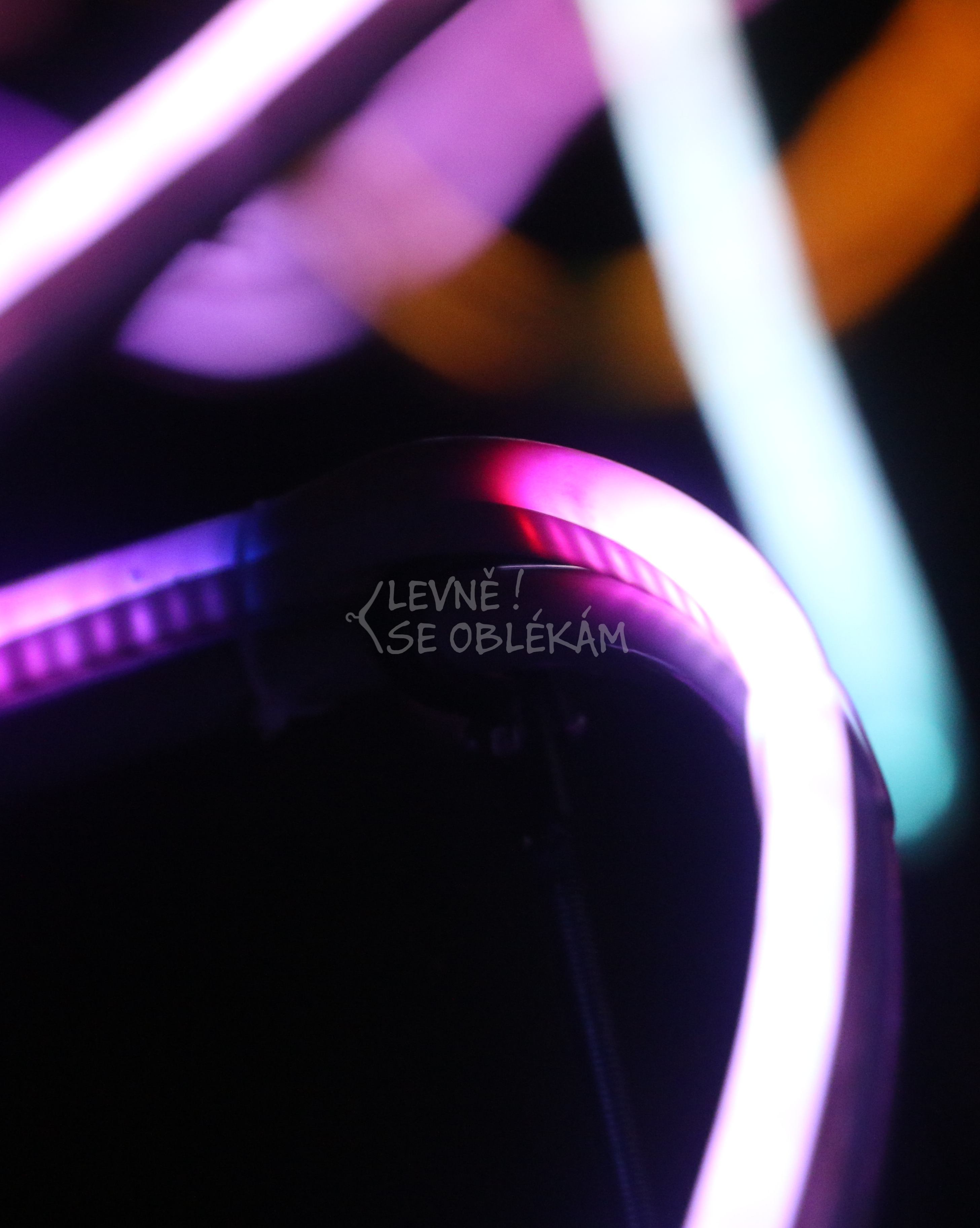 Vzorový produkt | Šaty plesové - 70